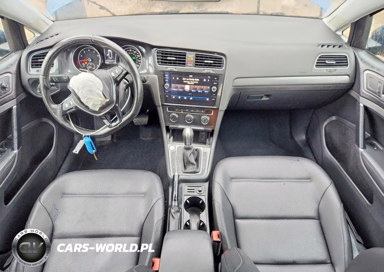 2018 Volkswagen Golf Sportwagen S VIN:3VWD17AUXJM751711 - 8