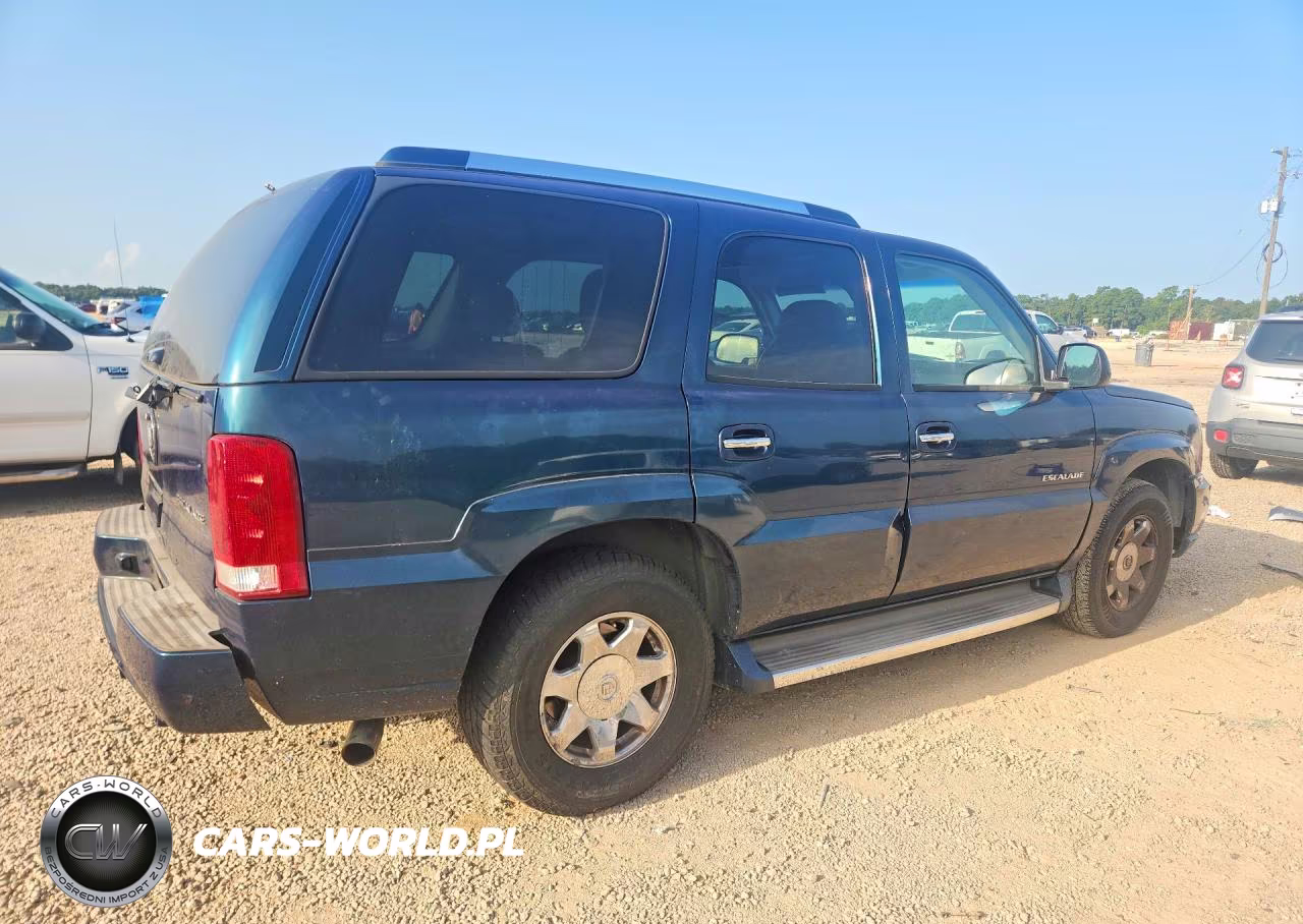 2005 Cadillac Escalade Luxury VIN:1GYEC63T05R122330 - 3