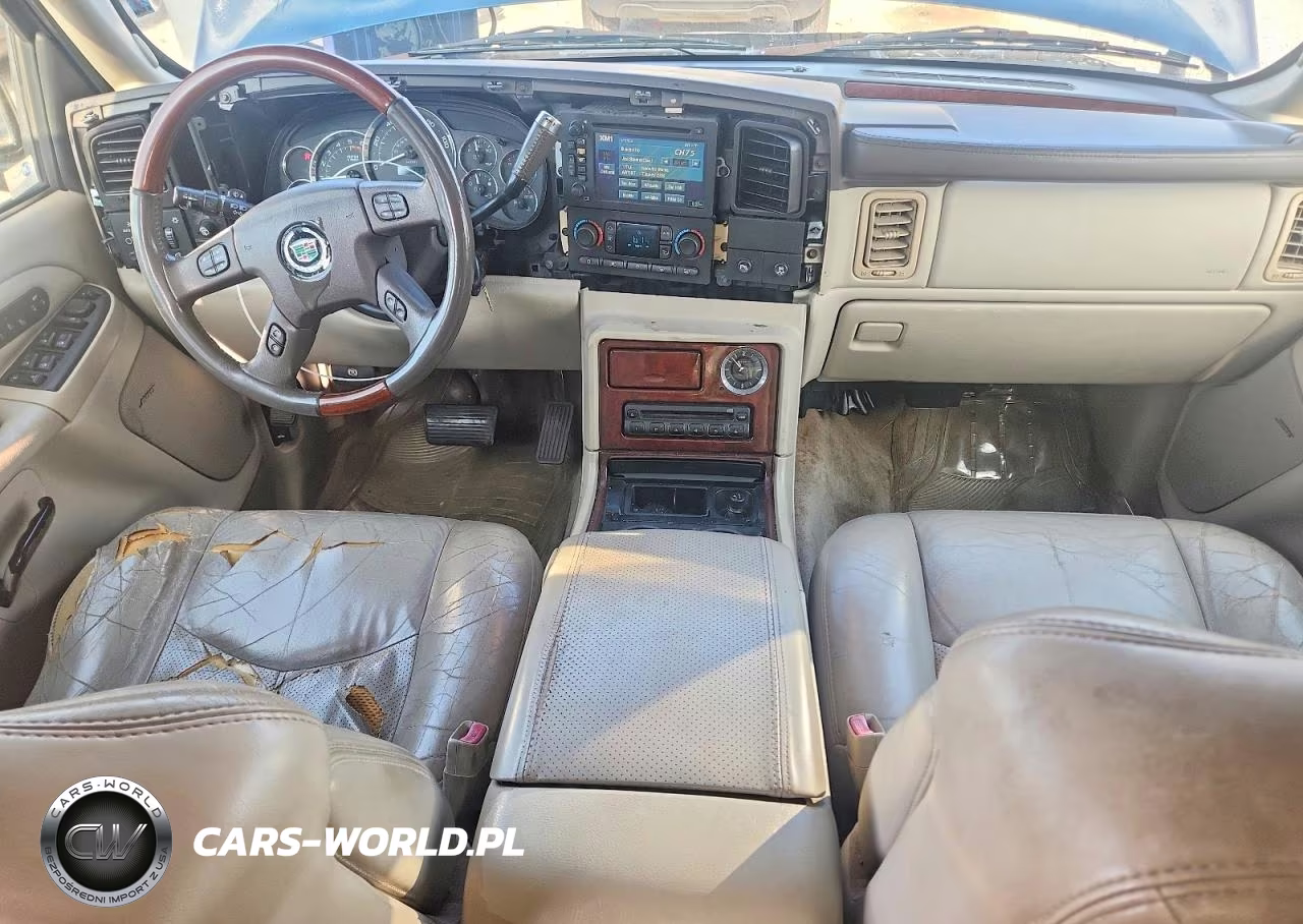 2005 Cadillac Escalade Luxury VIN:1GYEC63T05R122330 - 8