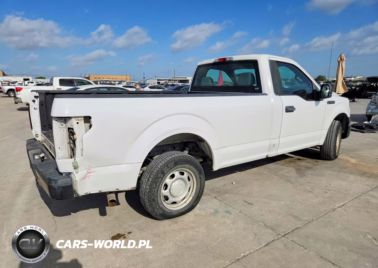 2016 Ford F150 VIN:1FTMF1CF7GKF06977 - 3