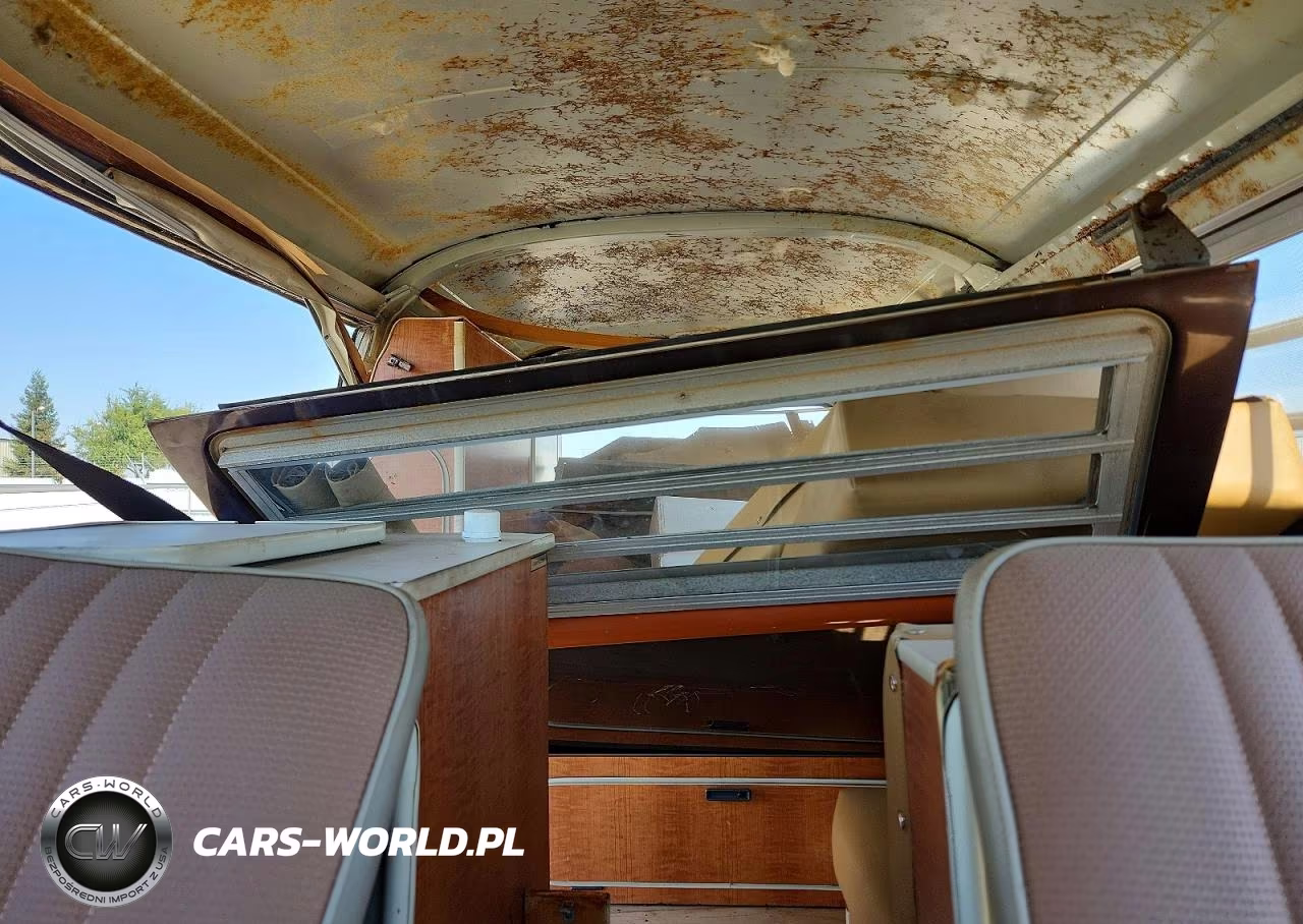 1969 Volkswagen Bus VIN:239025036 - 10