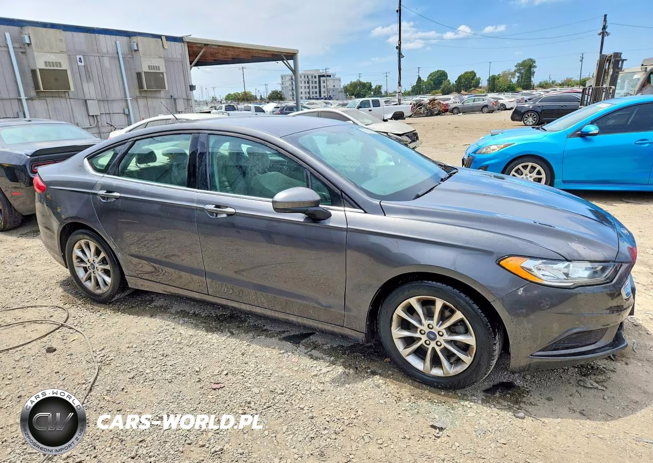 2017 Ford Fusion Se VIN:3FA6P0HD6HR123798 - 4