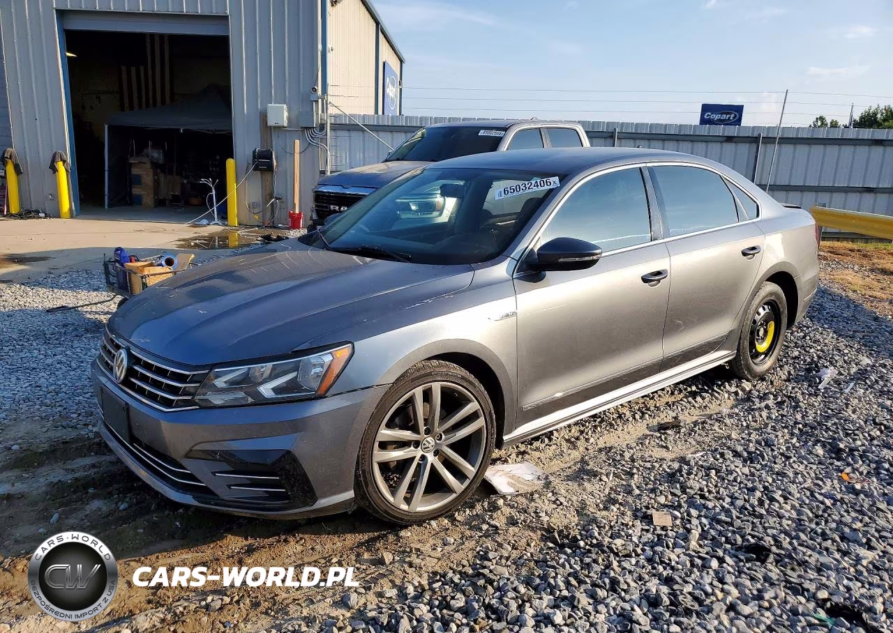 2017 Volkswagen Passat R-Line VIN:1VWDT7A37HC004015 - 1