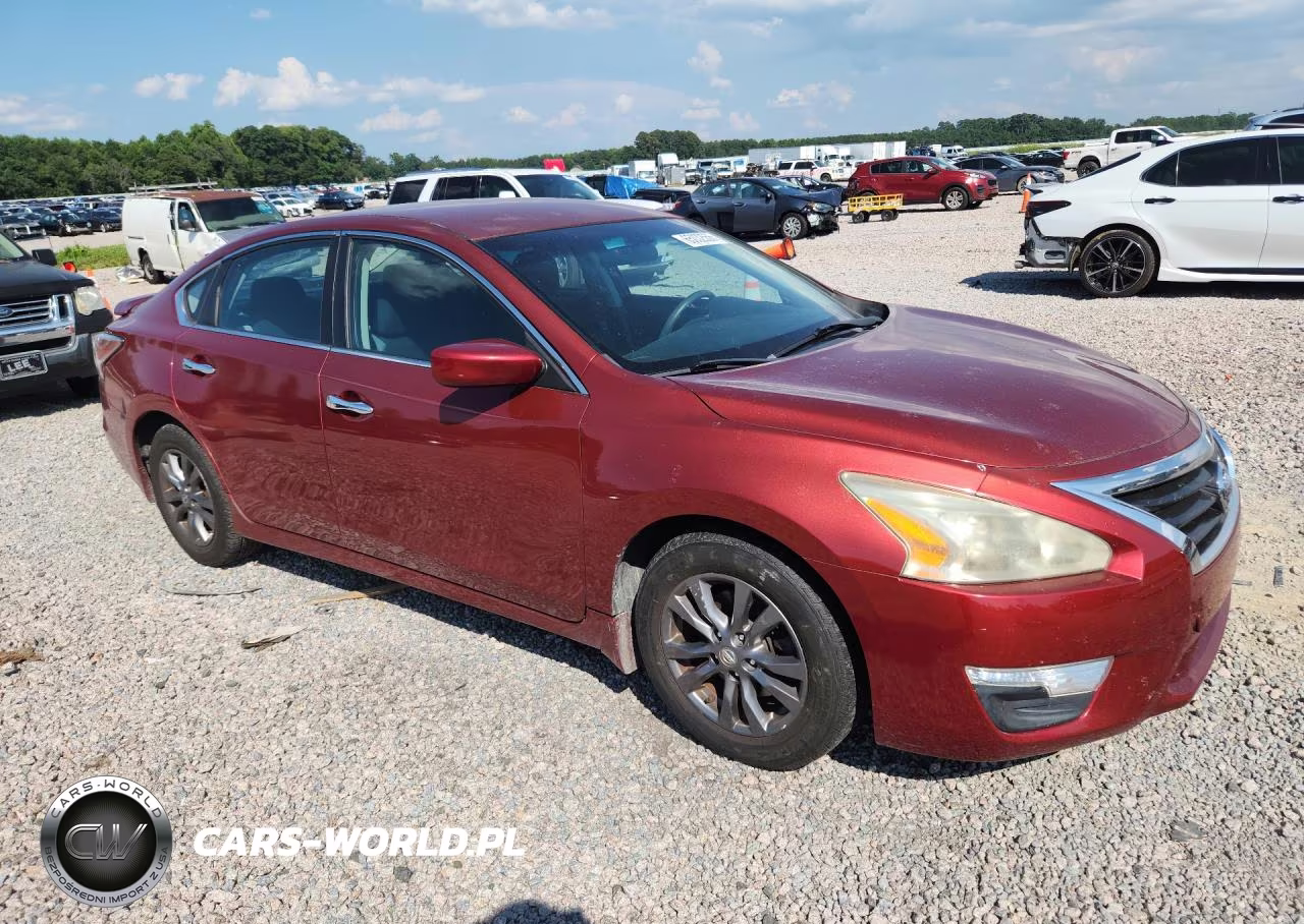 2015 Nissan Altima 2.5 S VIN:1N4AL3APXFC252098 - 4
