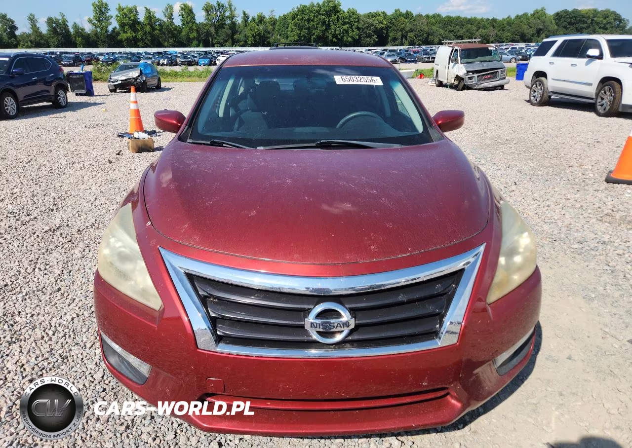2015 Nissan Altima 2.5 S VIN:1N4AL3APXFC252098 - 5