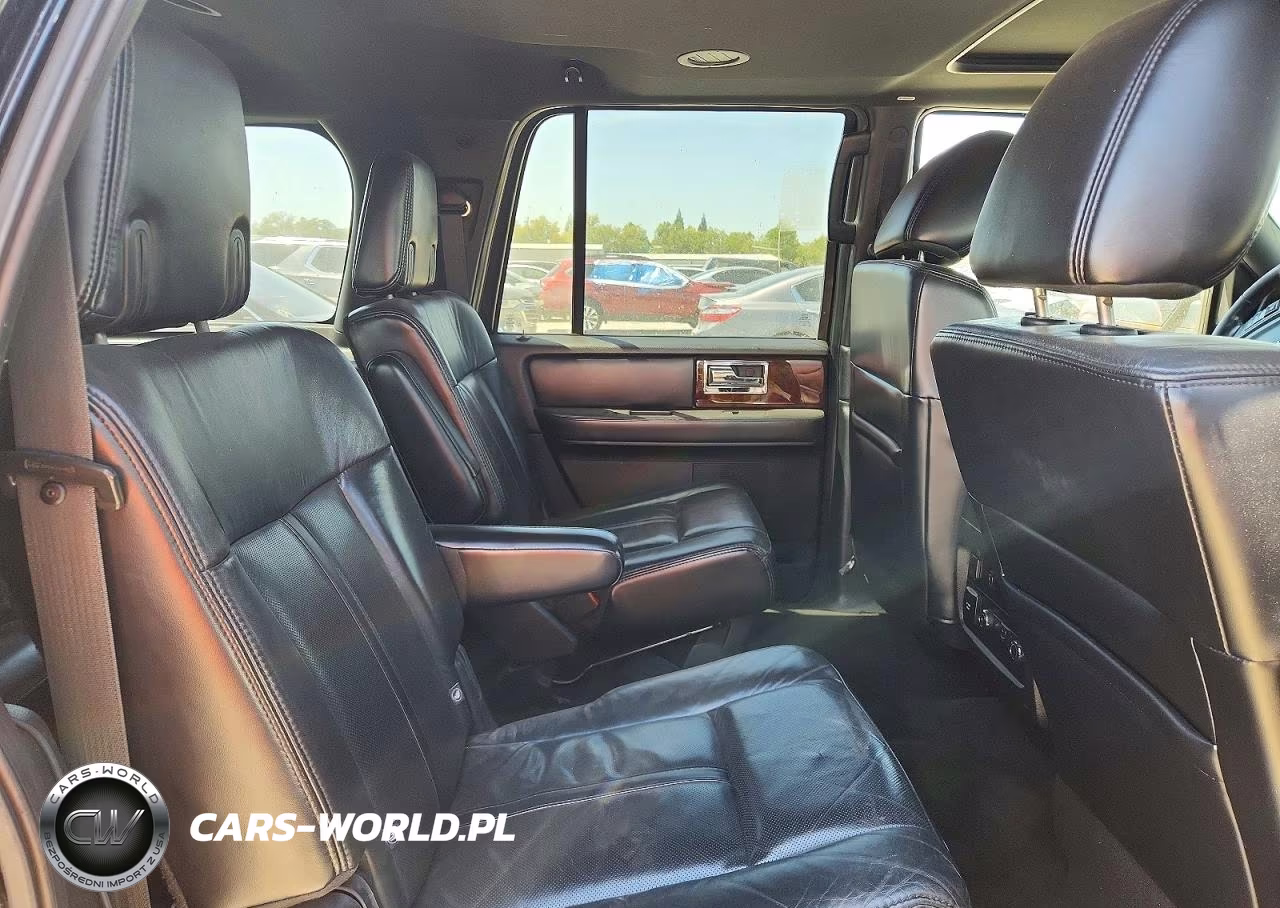 2016 Lincoln Navigator L Select VIN:5LMJJ3JT8GEL05490 - 11