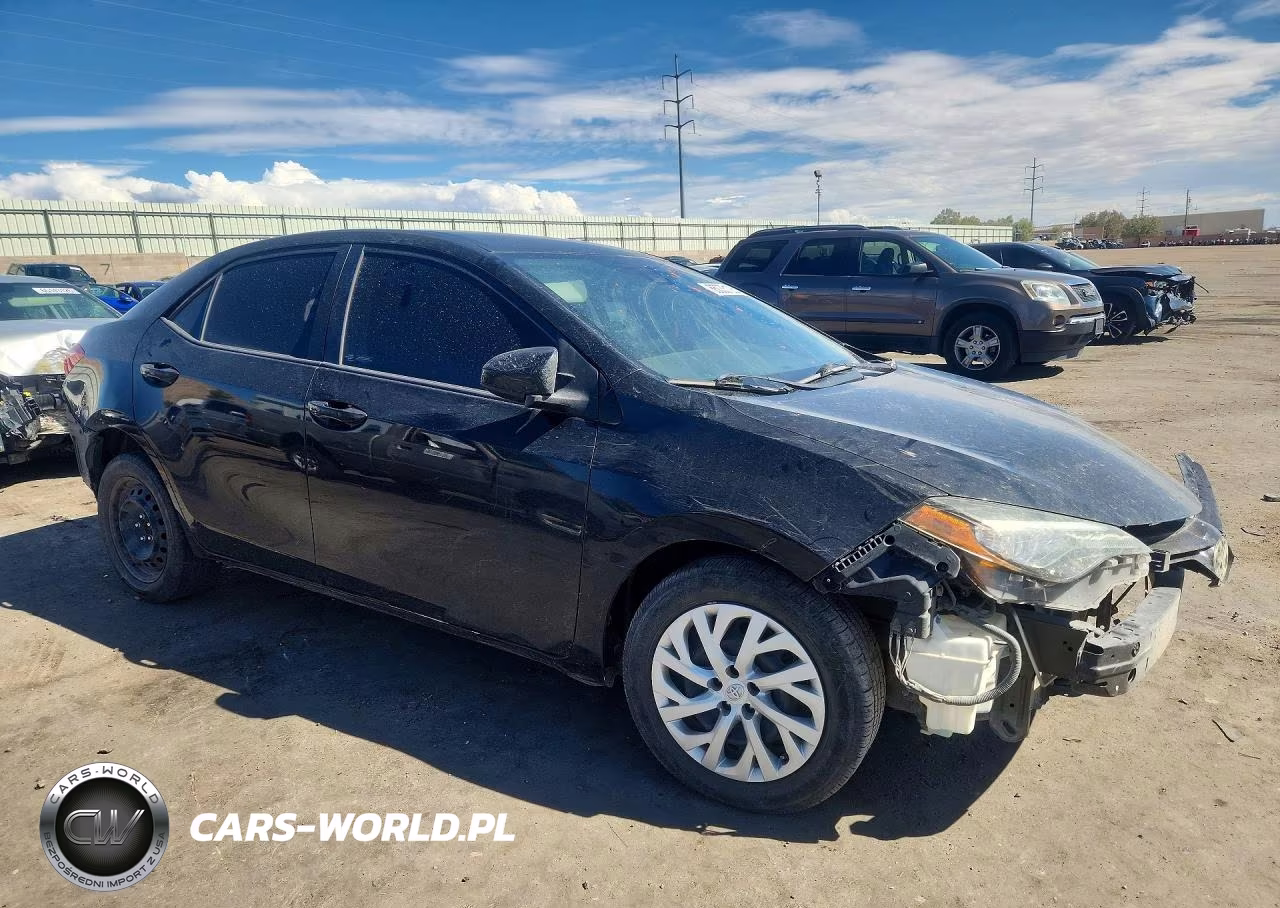 2017 Toyota Corolla Le VIN:5YFBURHE6HP650552 - 4