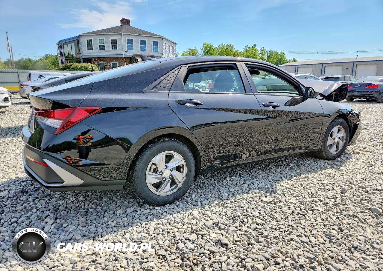 2025 Hyundai Elantra Se VIN:KMHLL4DG8SU951749 - 3
