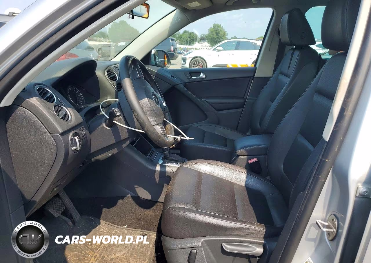 2011 Volkswagen Tiguan S VIN:WVGBV7AXXBW552468 - 7