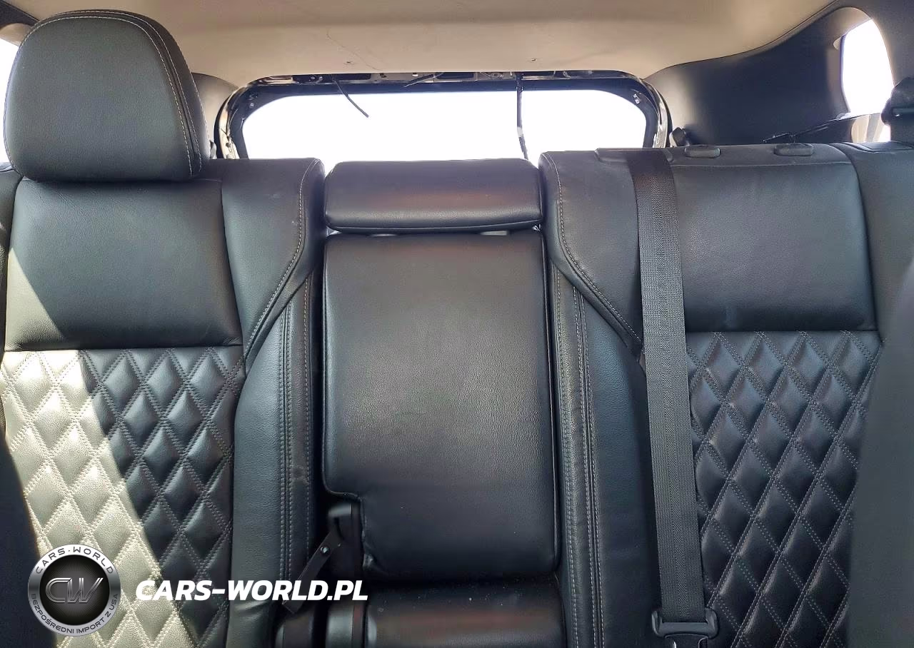 2022 Mitsubishi Outlander Sel VIN:JA4J3VA82NZ061683 - 10
