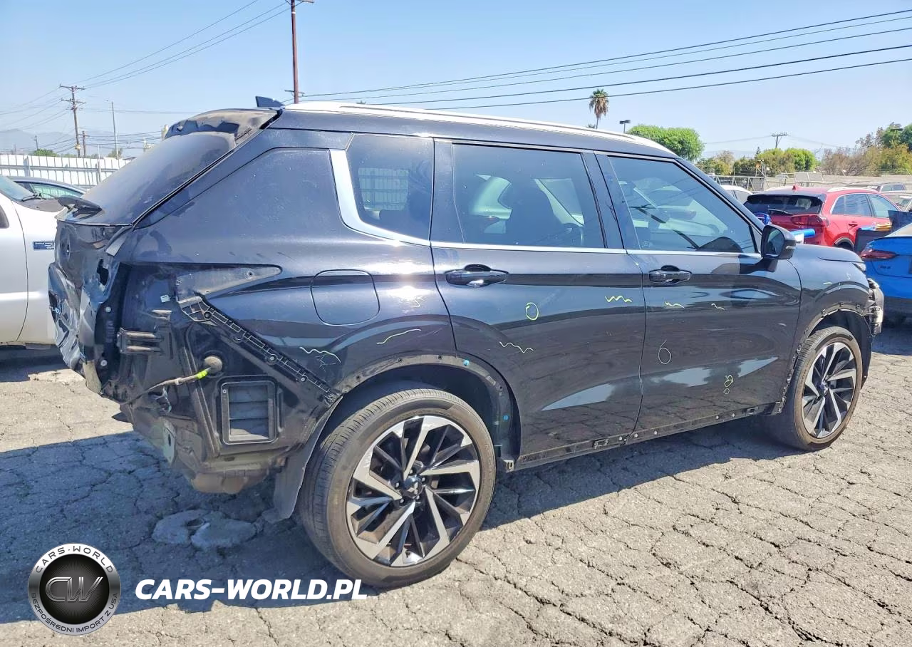 2022 Mitsubishi Outlander Sel VIN:JA4J3VA82NZ061683 - 3