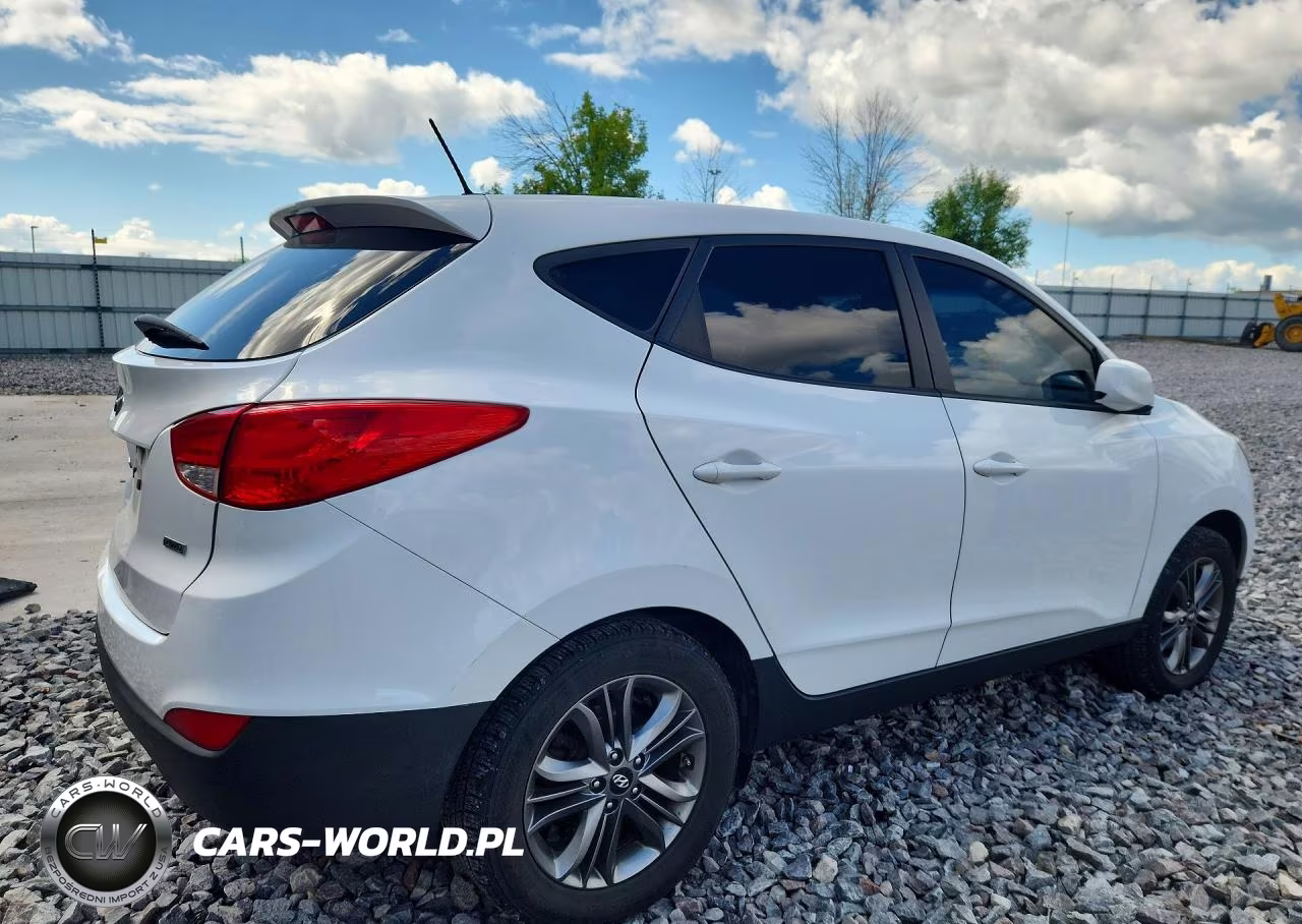 2015 Hyundai Tucson Gls VIN:KM8JTCAF8FU091757 - 3