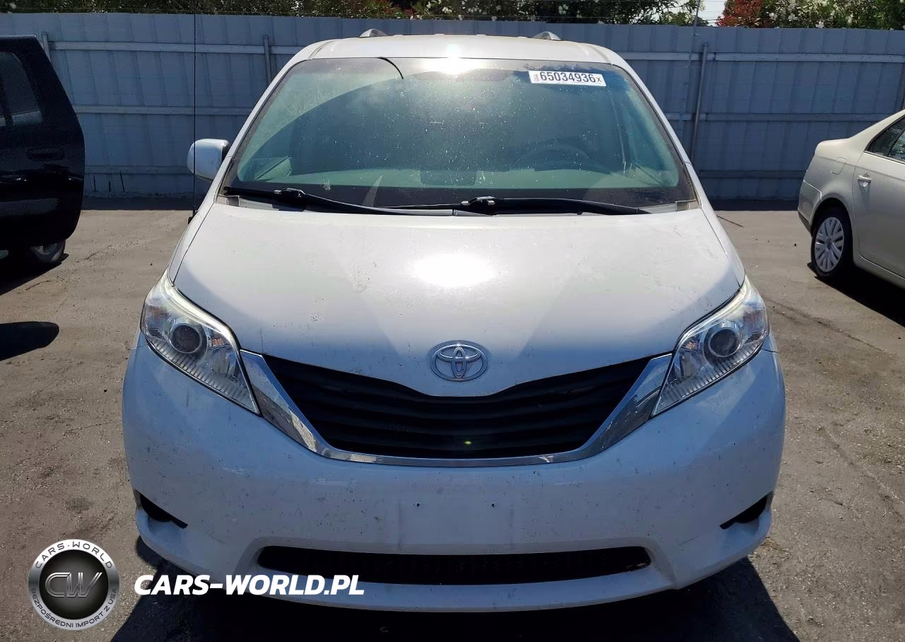 2013 Toyota Sienna Le VIN:5TDKK3DC7DS341908 - 5
