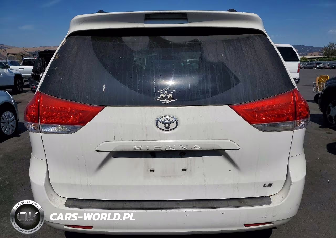 2013 Toyota Sienna Le VIN:5TDKK3DC7DS341908 - 6