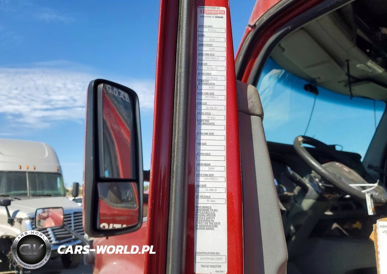 2017 Kenworth Construction T680 VIN:1XKYDP9X6HJ135879 - 13
