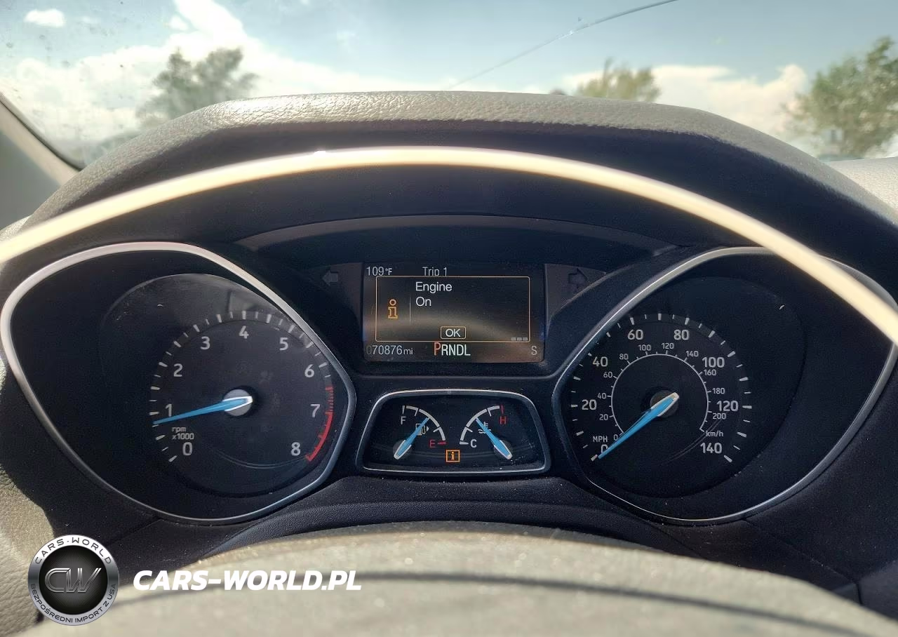 2016 Ford Focus Se VIN:1FADP3F20GL352890 - 9