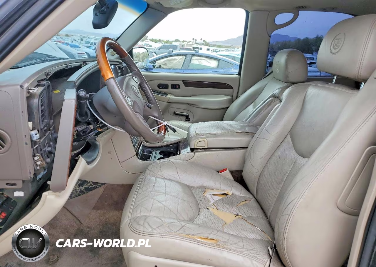 2003 Cadillac Escalade Luxury VIN:1GYEC63T33R309090 - 7