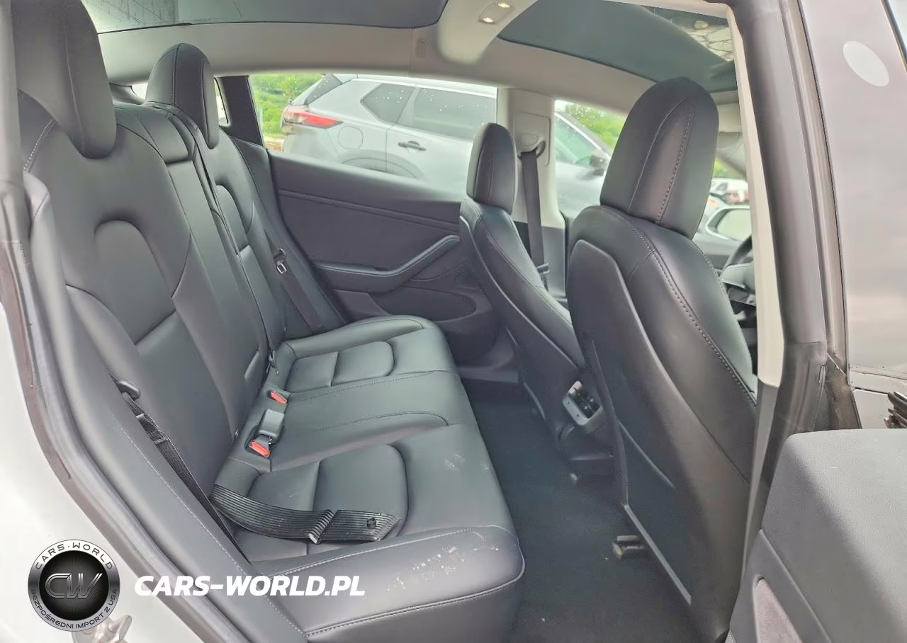 2020 Tesla Model 3 VIN:5YJ3E1EB4LF638532 - 10