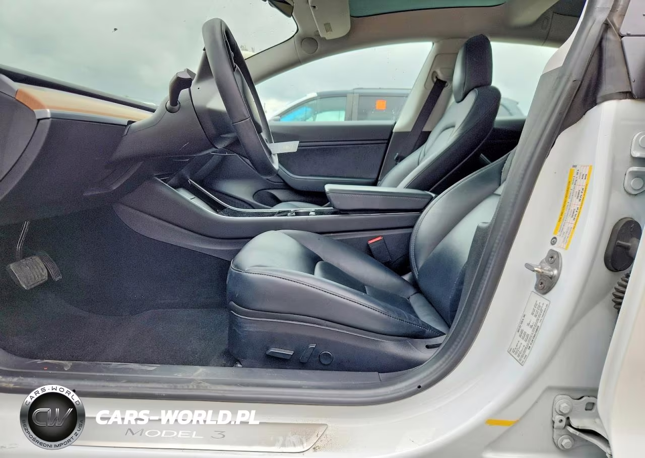 2020 Tesla Model 3 VIN:5YJ3E1EB4LF638532 - 12