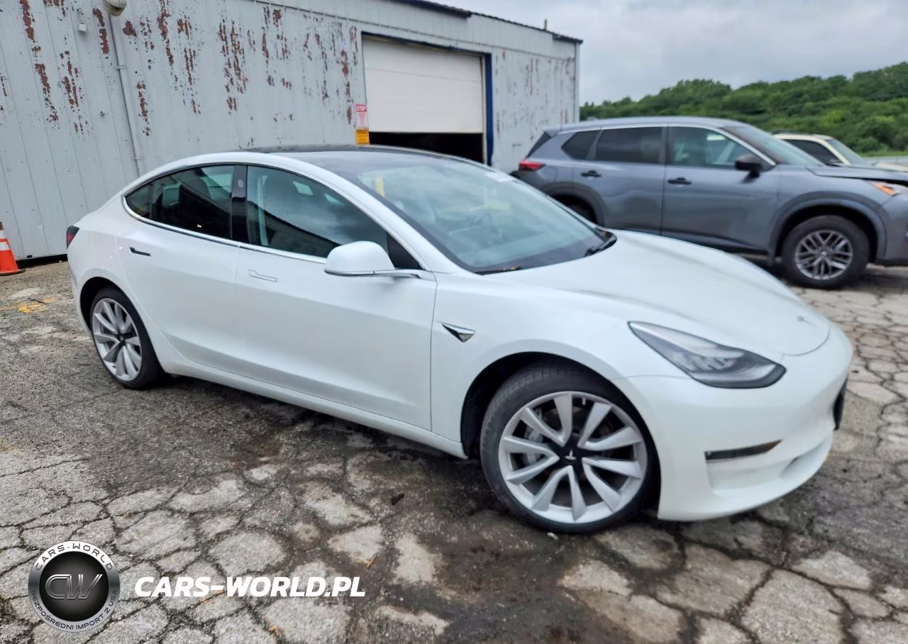 2020 Tesla Model 3 VIN:5YJ3E1EB4LF638532 - 4