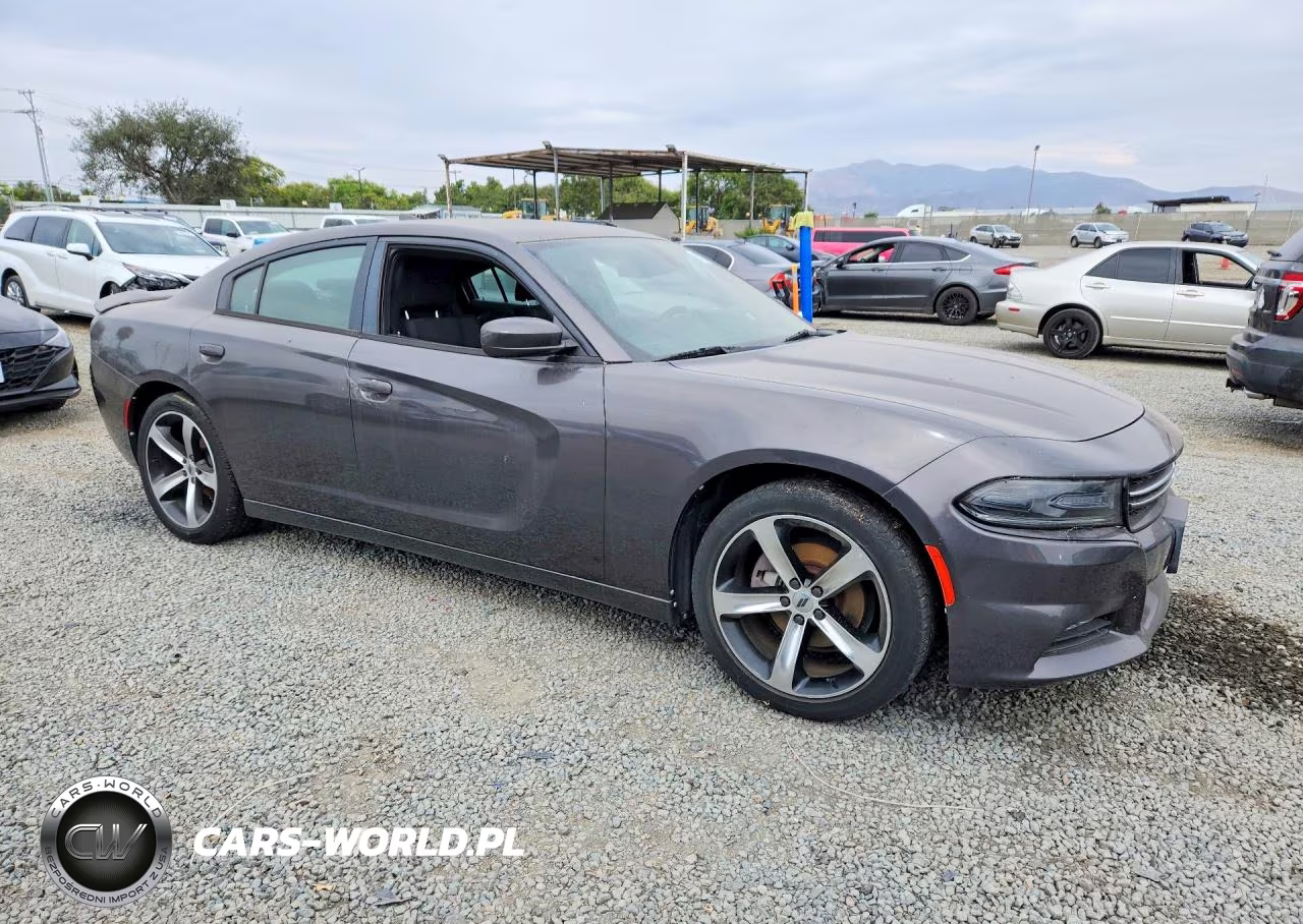 2017 Dodge Charger Sxt VIN:2C3CDXHG5HH630250 - 4