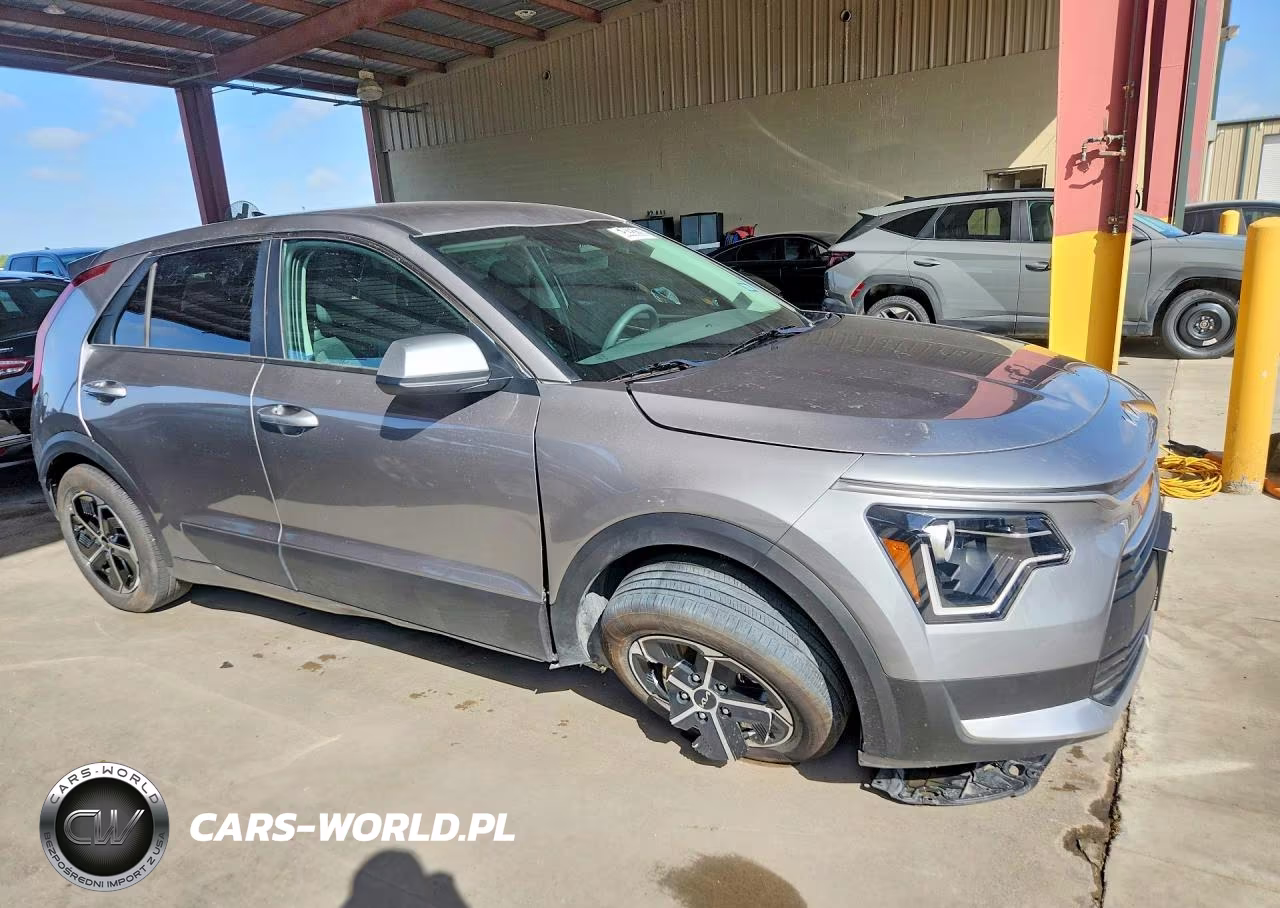 2026 Kia Niro Lx VIN:KNDCP3LE4T5361708 - 4