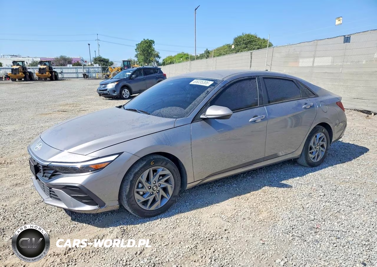2024 Hyundai Elantra Sel – zdjęcie 1 z 12