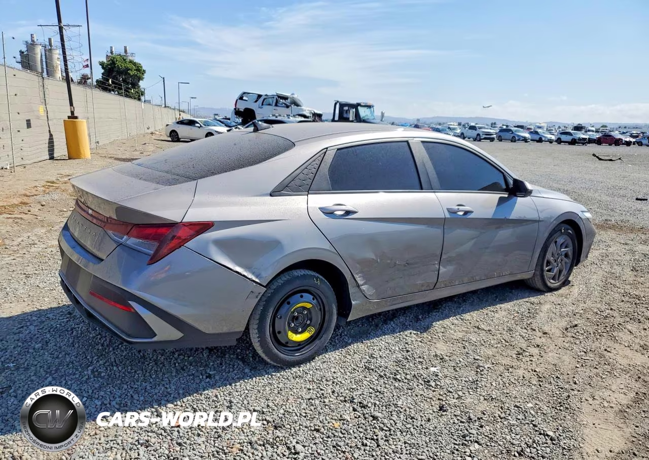 2024 Hyundai Elantra Sel VIN:KMHLM4DG0RU804302 - 3