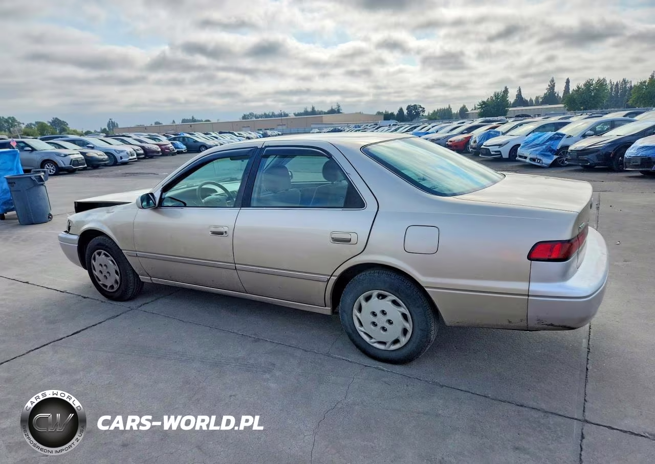 1998 Toyota Camry Le VIN:JT2BG22K6W0236510 - 2