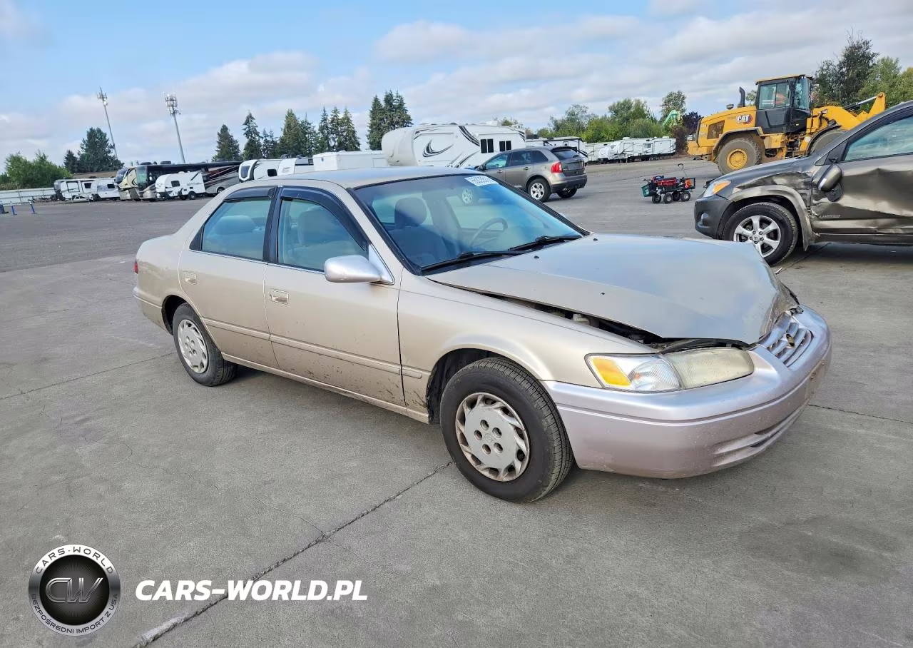 1998 Toyota Camry Le VIN:JT2BG22K6W0236510 - 4
