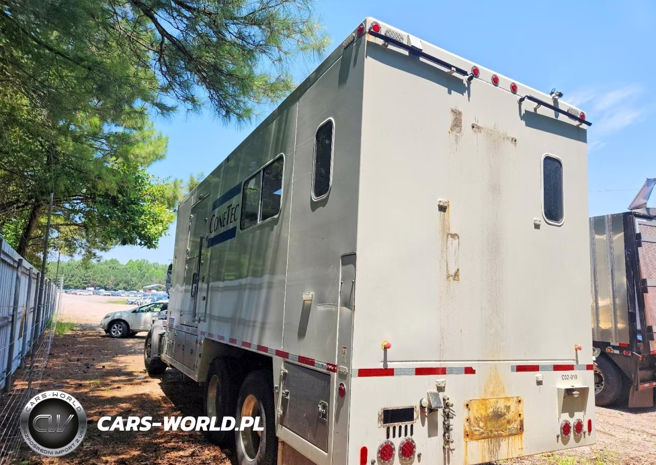 2018 Mack Granite Box Truck VIN:1M2AX13C8JM042255 - 3