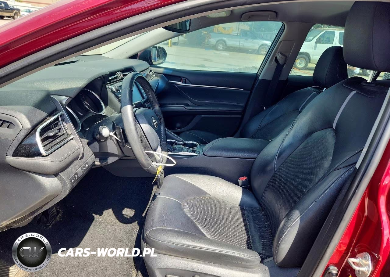 2018 Toyota Camry Xse VIN:4T1B61HK4JU586873 - 7