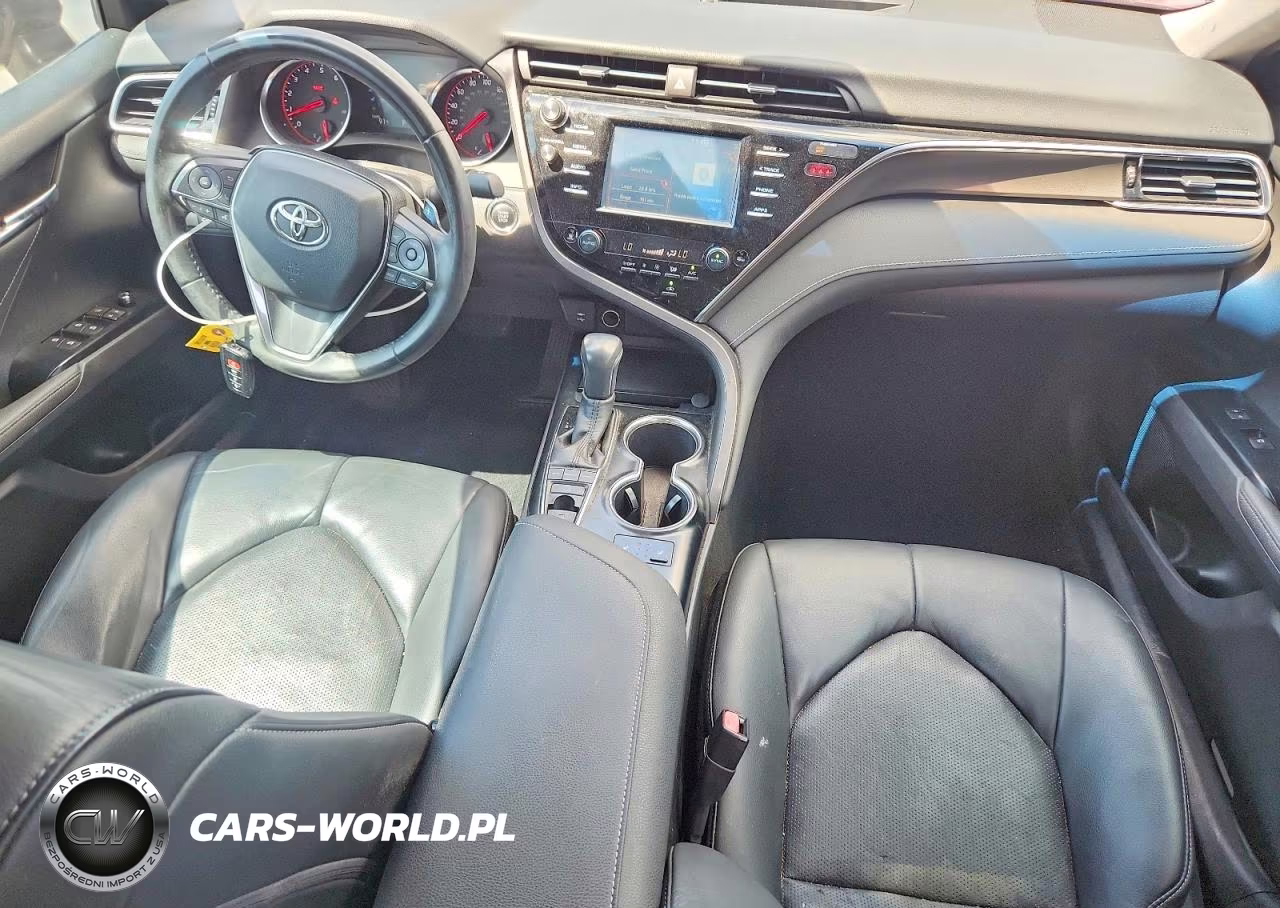 2018 Toyota Camry Xse VIN:4T1B61HK4JU586873 - 8