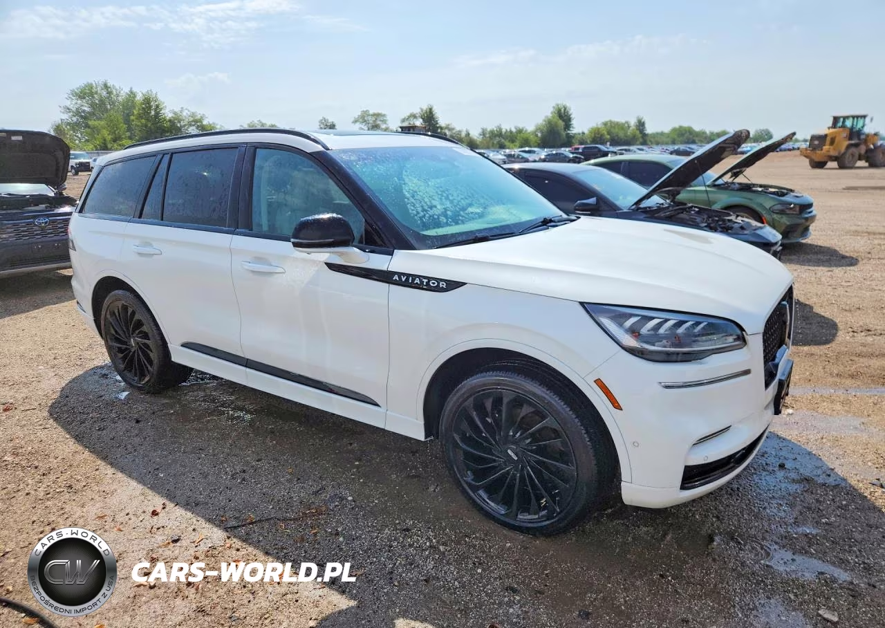 2024 Lincoln Aviator Reserve VIN:5LM5J7XC3RGL07302 - 4
