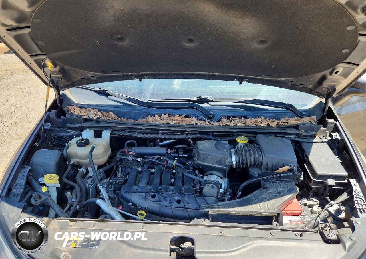 2019 Chrysler Pacifica Touring L VIN:2C4RC1BG0KR570362 - 12