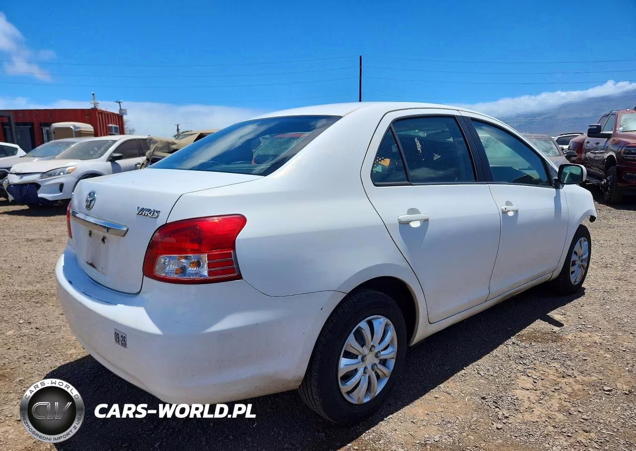 2011 Toyota Yaris Base VIN:JTDBT4K30B1400457 - 3