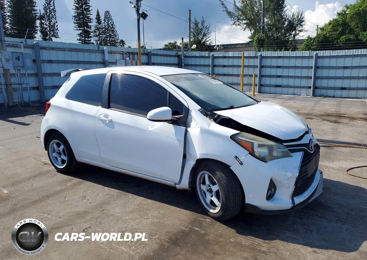 2015 Toyota Yaris 3-Door Le VIN:VNKJTUD3XFA049577 - 4