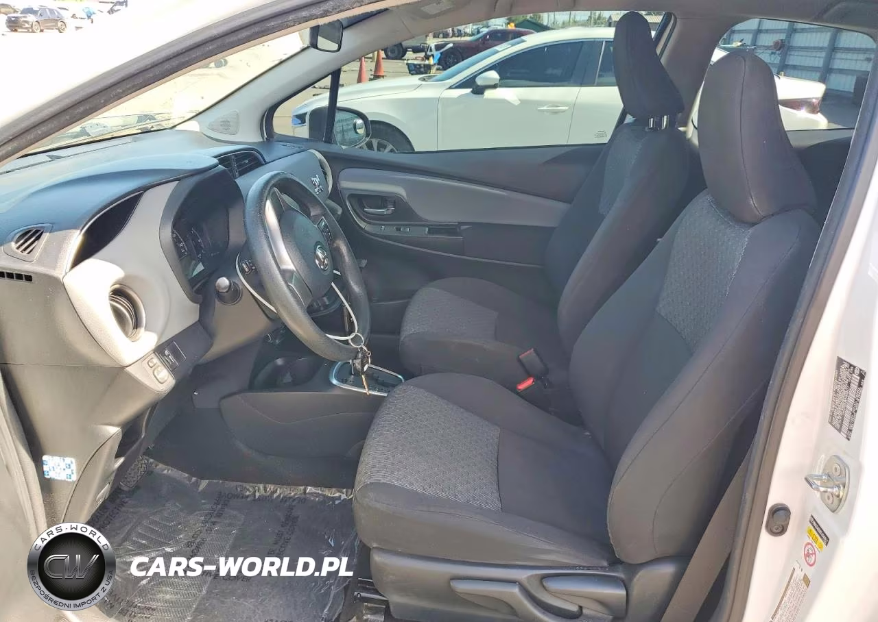 2015 Toyota Yaris 3-Door Le VIN:VNKJTUD3XFA049577 - 7