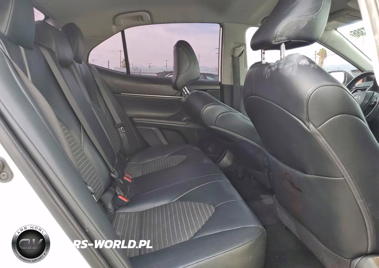 2021 Toyota Camry Se VIN:4T1G11AK1MU585862 - 10