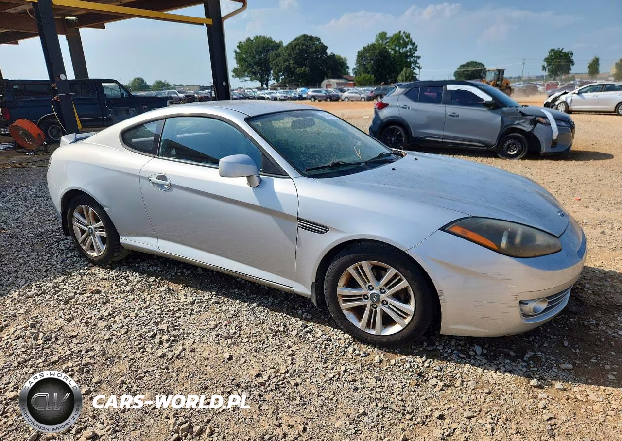 2008 Hyundai Tiburon Gs VIN:KMHHM66D18U280340 - 4