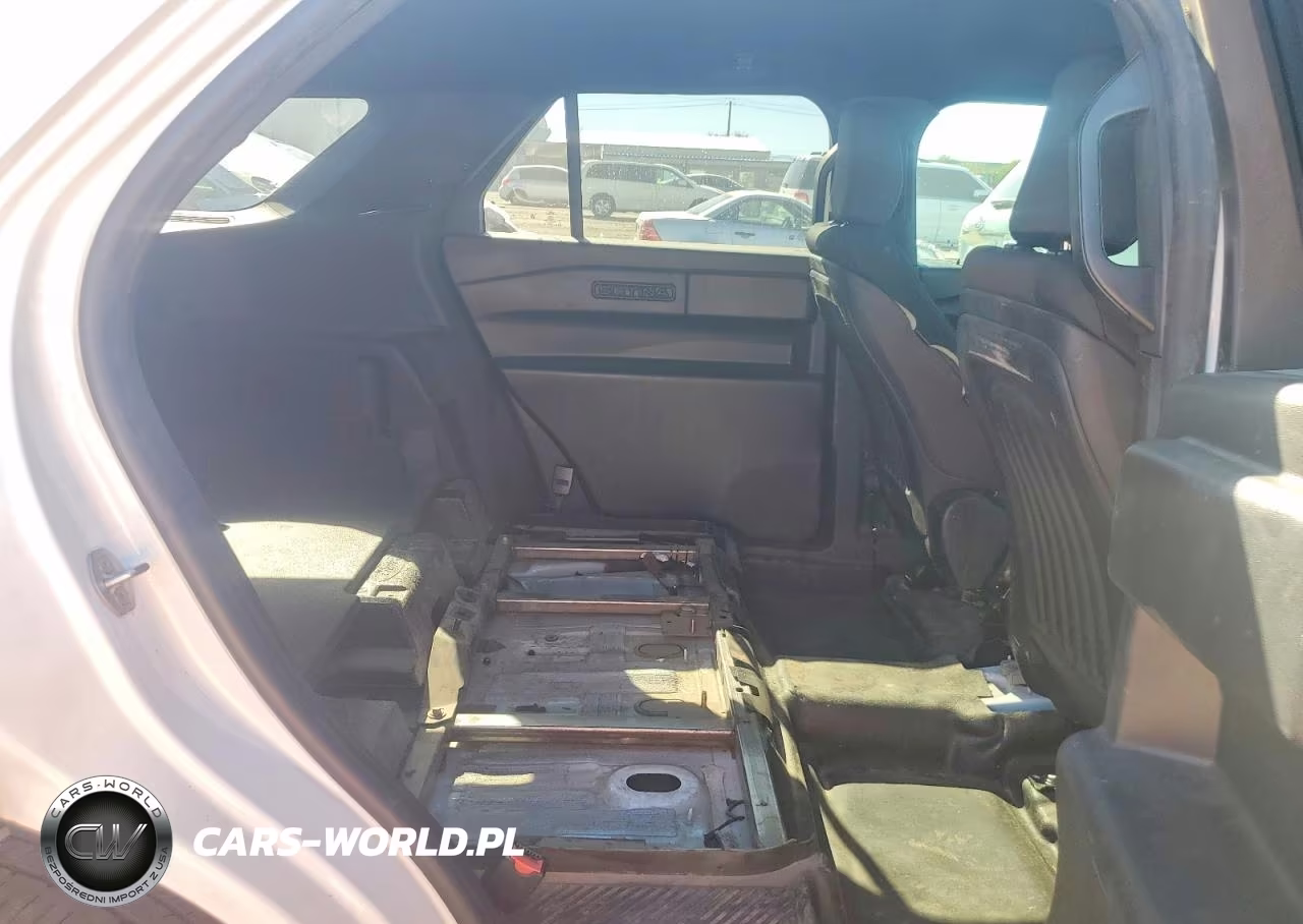 2020 Ford Explorer Police Interceptor VIN:1FM5K8AB0LGD09179 - 11