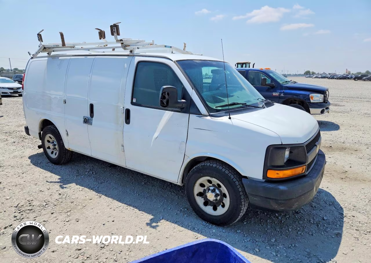 2012 Chevrolet Express 1500 Cargo Delivery Van VIN:1GCSGAFX9C1132445 - 4