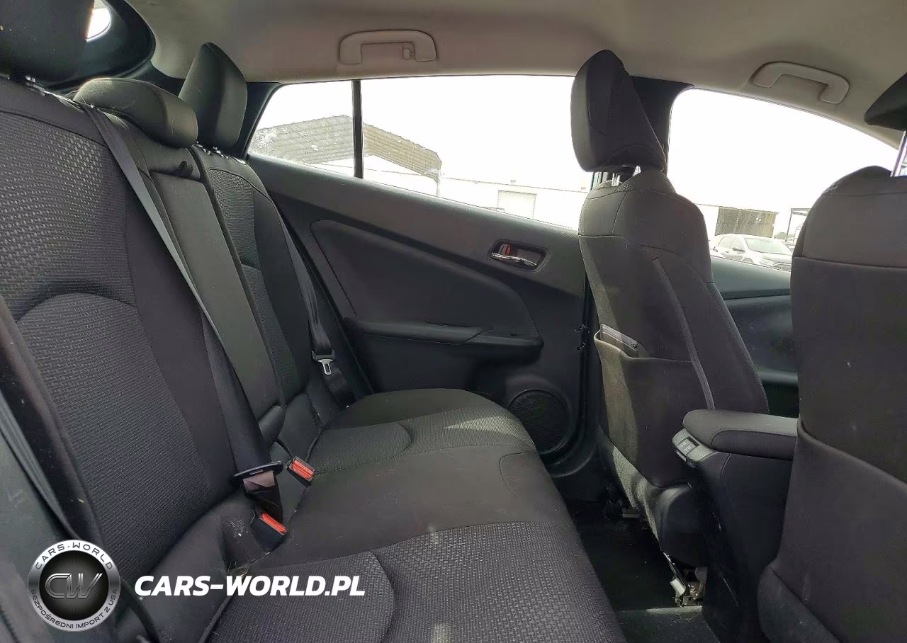 2019 Toyota Prius Le VIN:JTDKARFU1K3084979 - 10