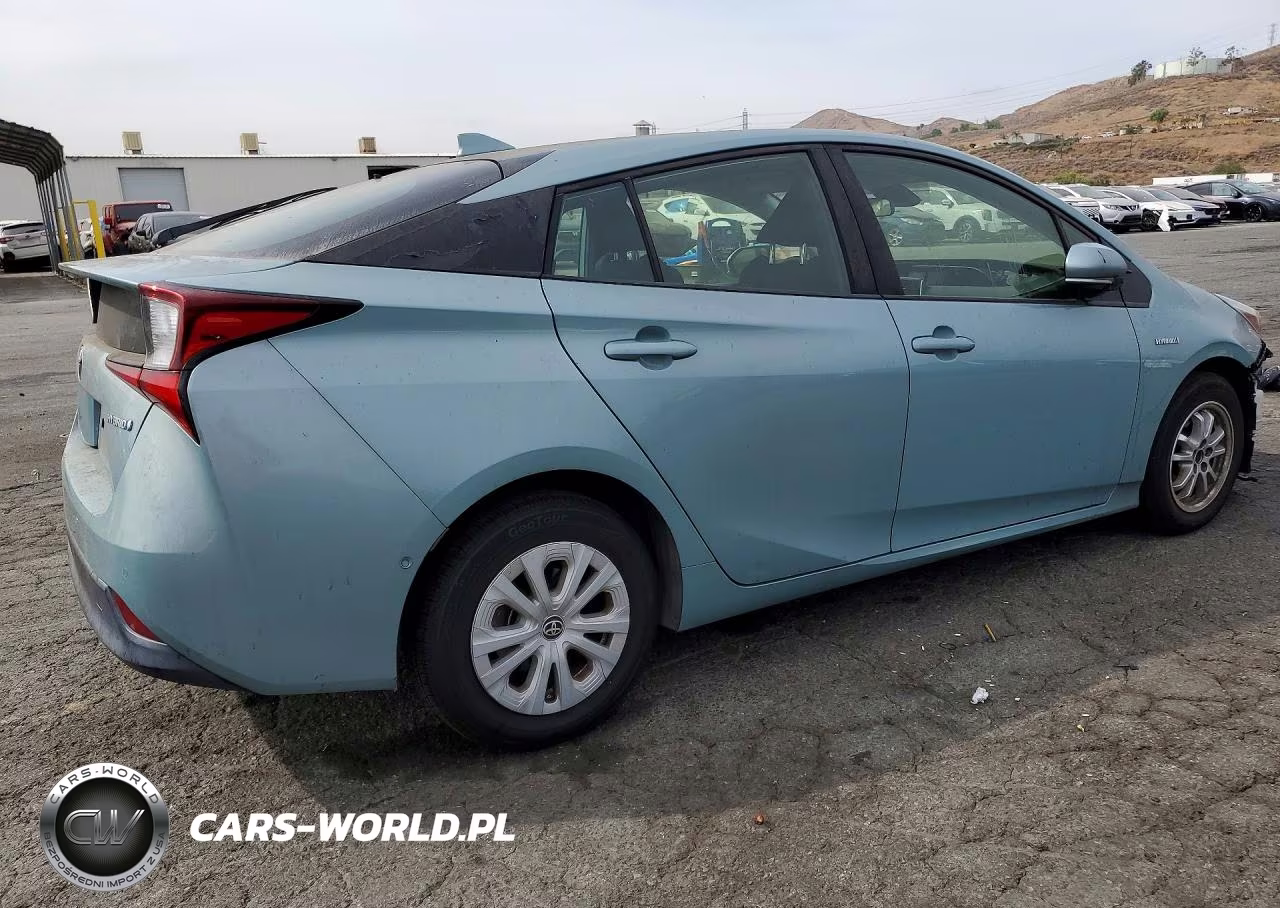 2019 Toyota Prius Le VIN:JTDKARFU1K3084979 - 3