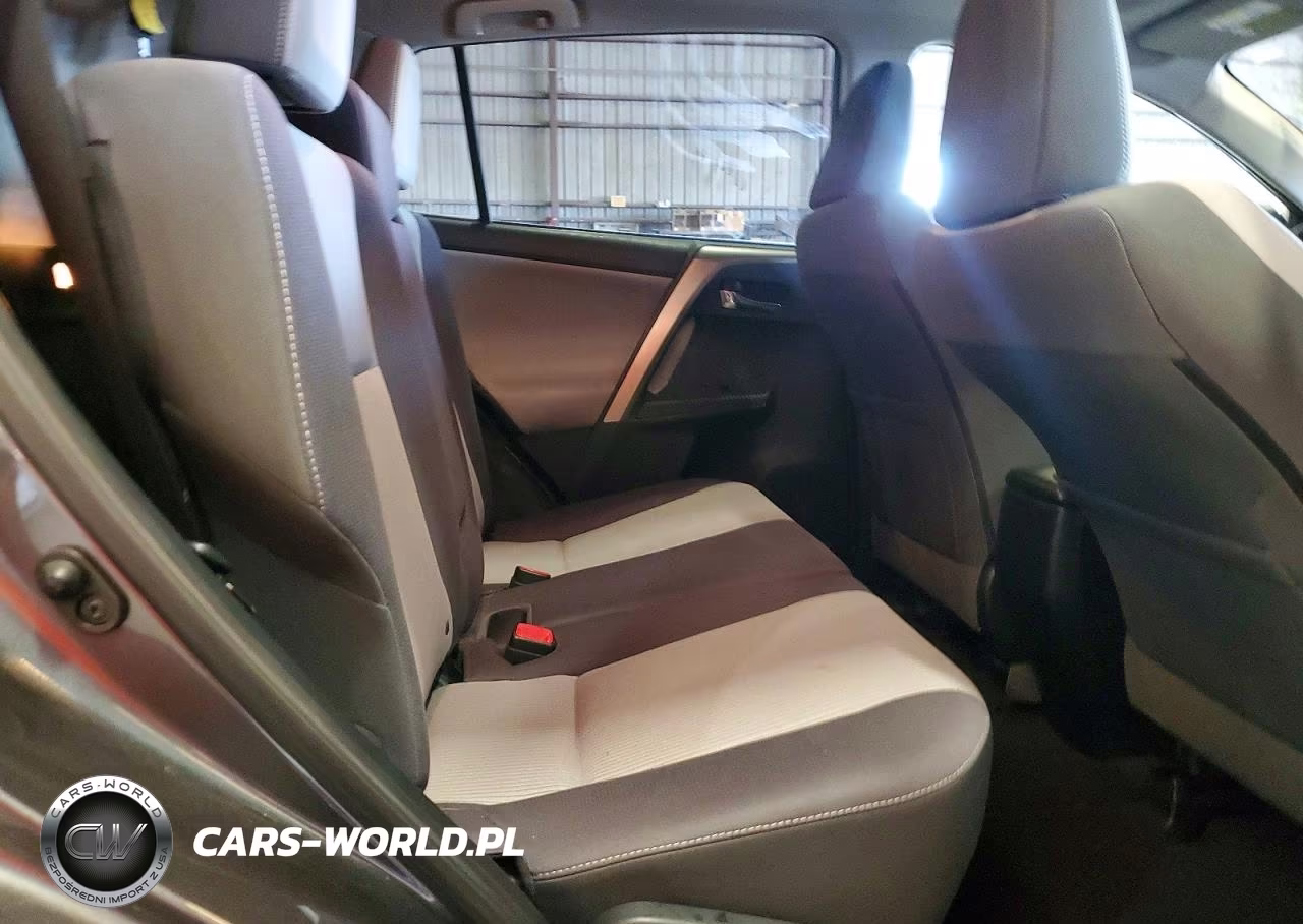 2015 Toyota Rav4 Xle VIN:JTMRFREV5FD154283 - 10