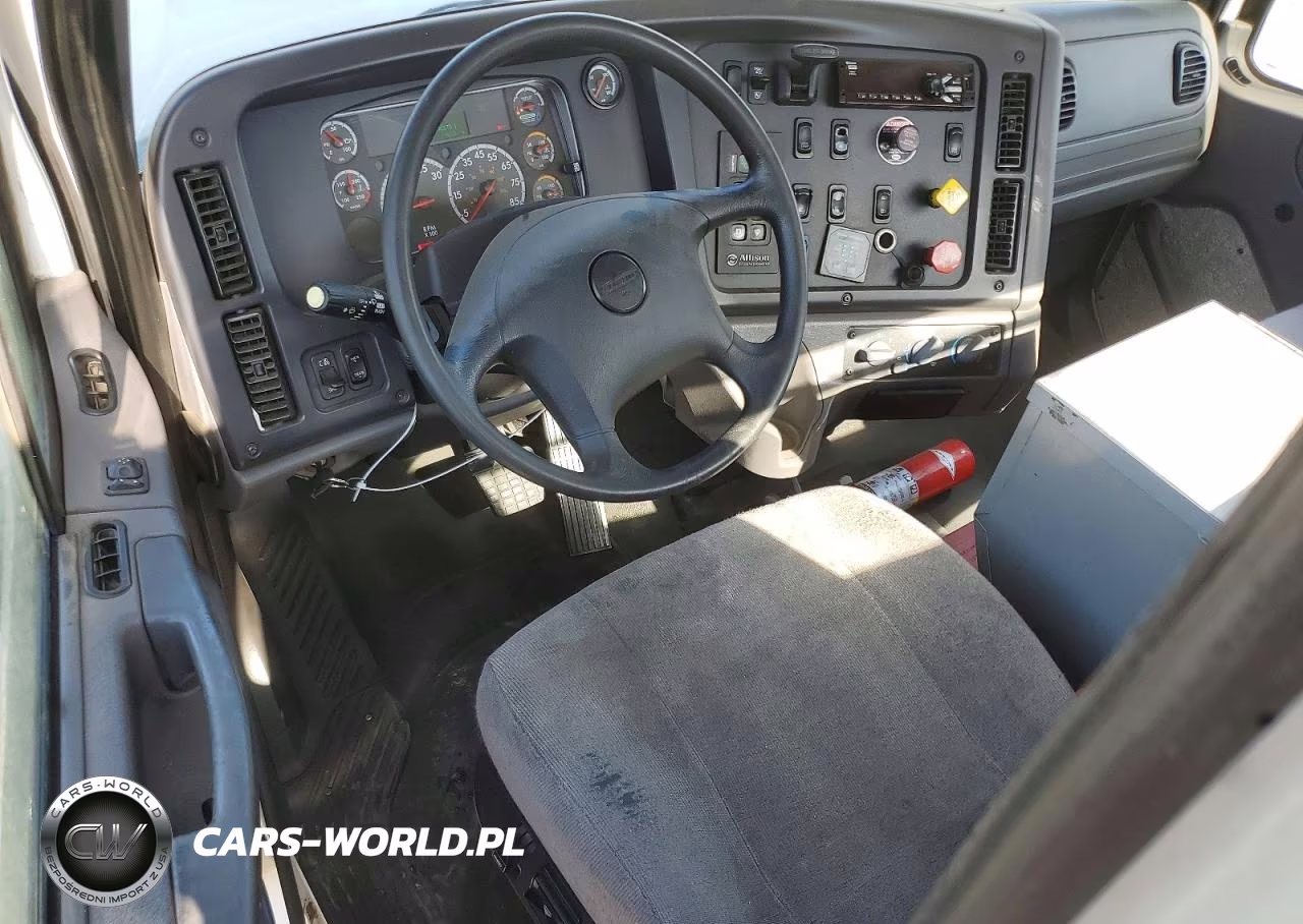 2018 Freightliner M2 112 Med Lng 4X2 S-A Daycab VIN:1FUBC4FK2JHJK2323 - 8