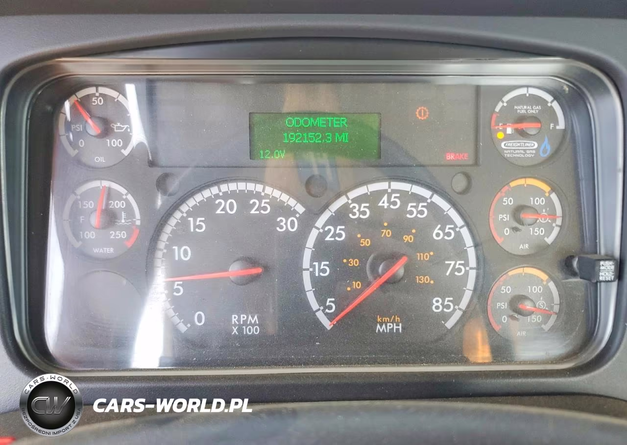 2018 Freightliner M2 112 Med Lng 4X2 S-A Daycab VIN:1FUBC4FK2JHJK2323 - 9
