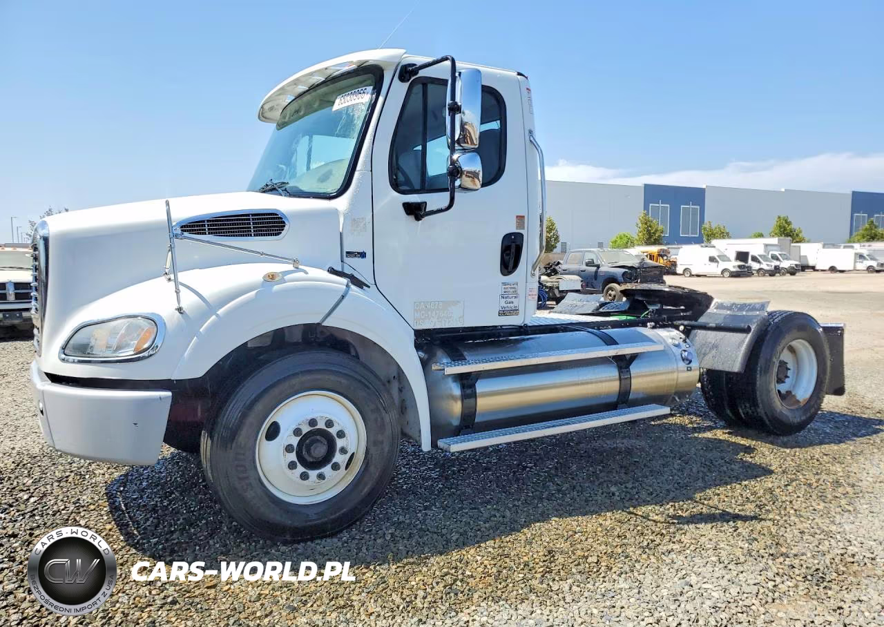 2019 Freightliner M2 112 Med Lng 4X2 S-A Day Cab