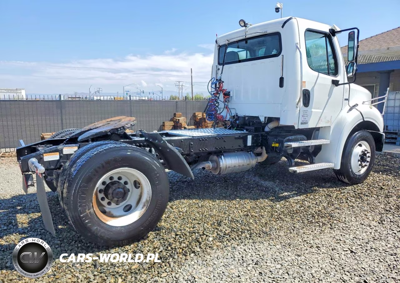 2019 Freightliner M2 112 Med Lng 4X2 S-A Day Cab VIN:1FUBC4FT8KHLH9248 - 3