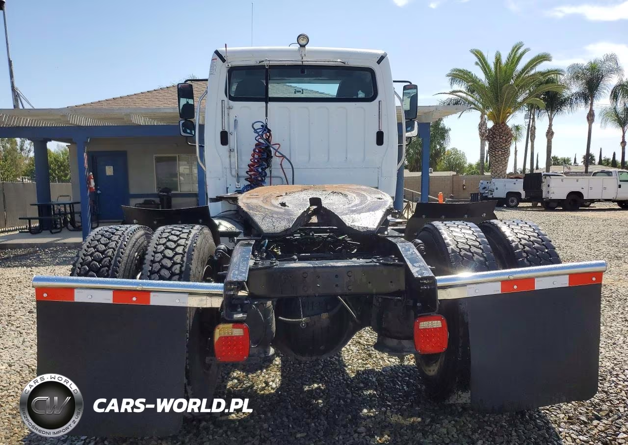 2019 Freightliner M2 112 Med Lng 4X2 S-A Day Cab VIN:1FUBC4FT8KHLH9248 - 6